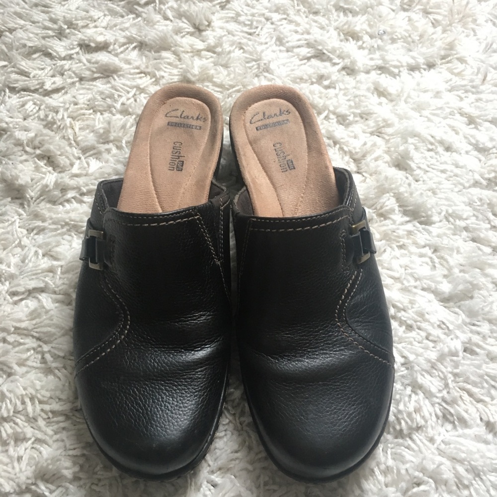 Clarks Soft Cushion Leather Clogs